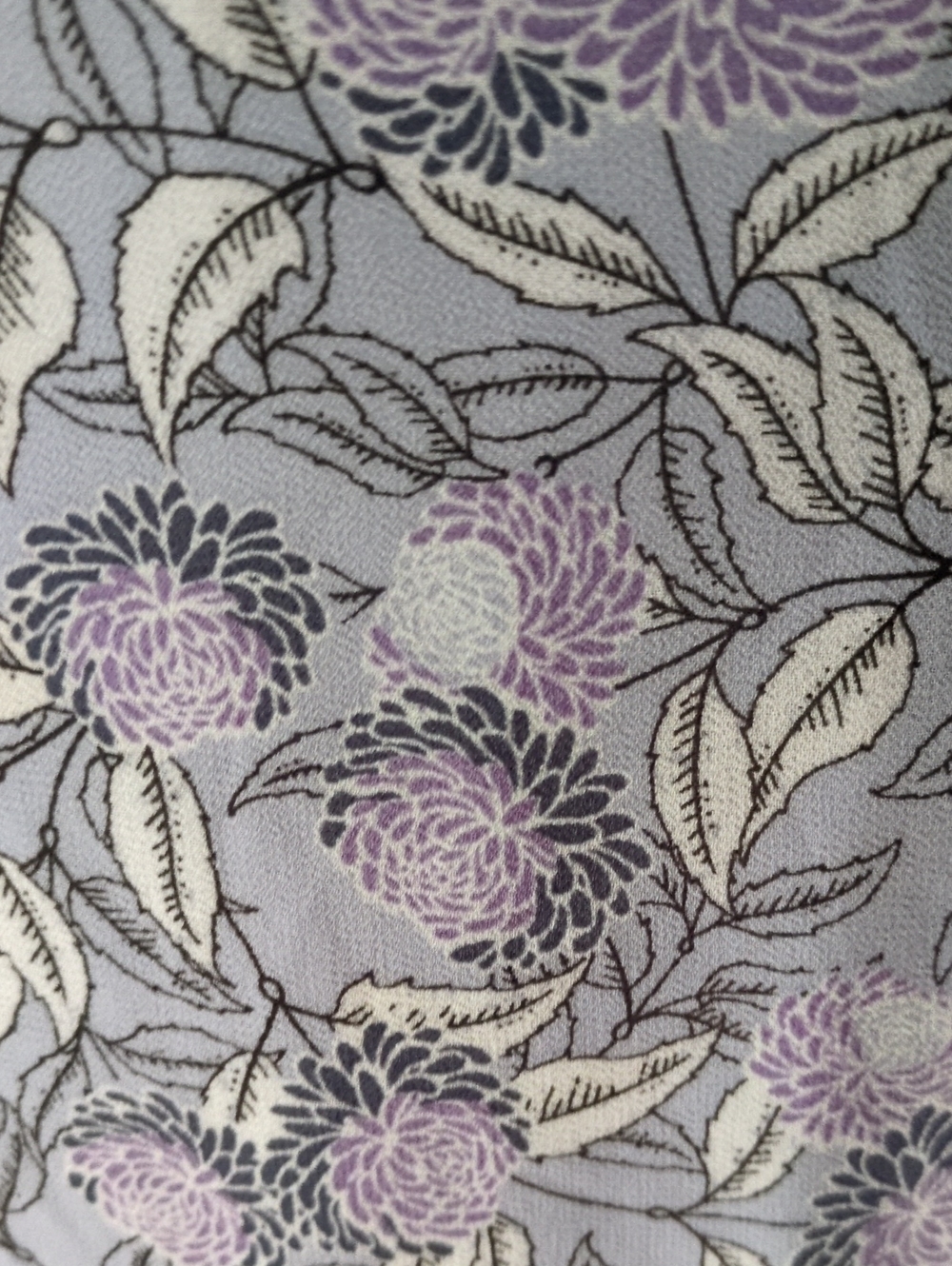 Max Studio Lilac Floral V-Neck Midi Dress - Picture 9 of 9